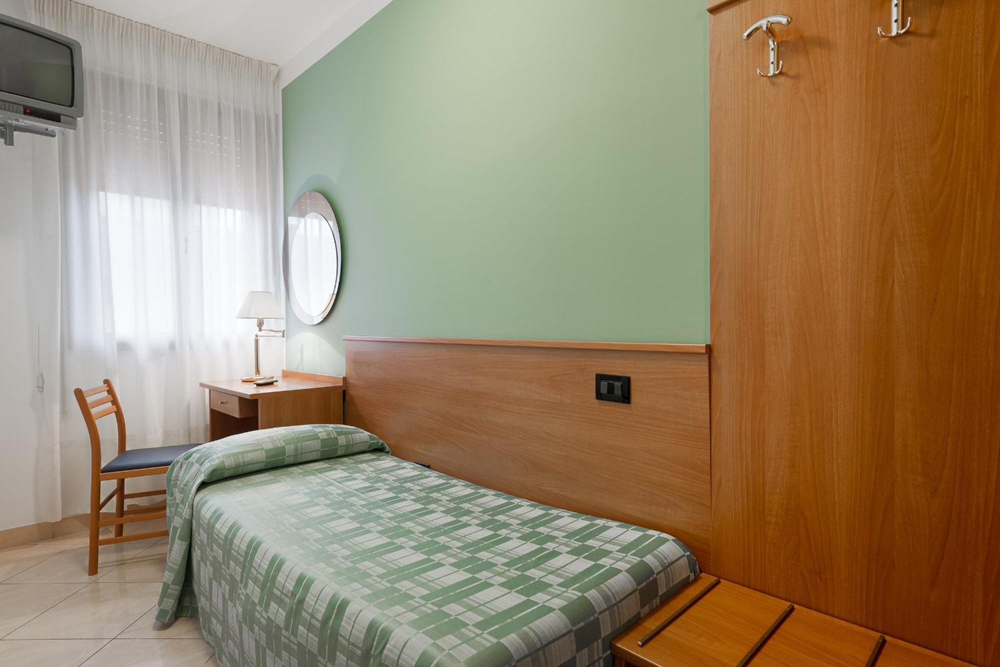 Hotel Europeo Соттомарина Экстерьер фото